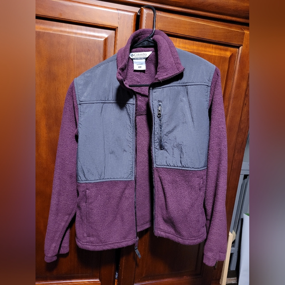 Columbia Zip Up